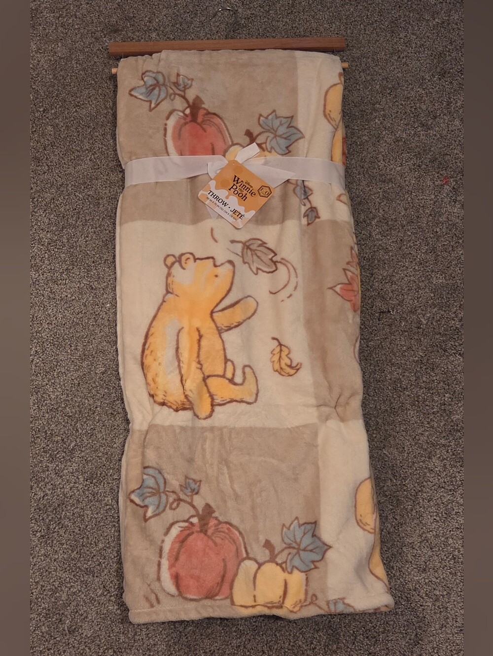 Winnie The Pooh Fall Pumpkins Leaves Throw Blanket Cozy & Soft